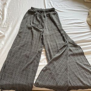 Black and white polka dot Flowy pants with slits on the sides